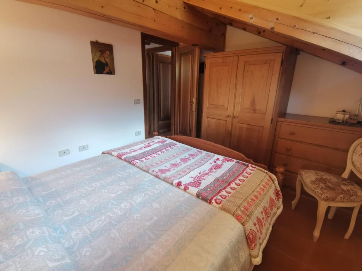 Ferienwohnung Mansarda A Carciato, Trilocale In Montagna Dimaro Exterior foto