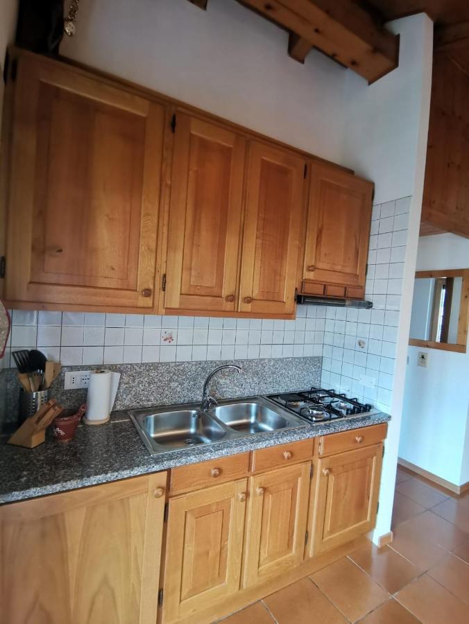 Ferienwohnung Mansarda A Carciato, Trilocale In Montagna Dimaro Exterior foto