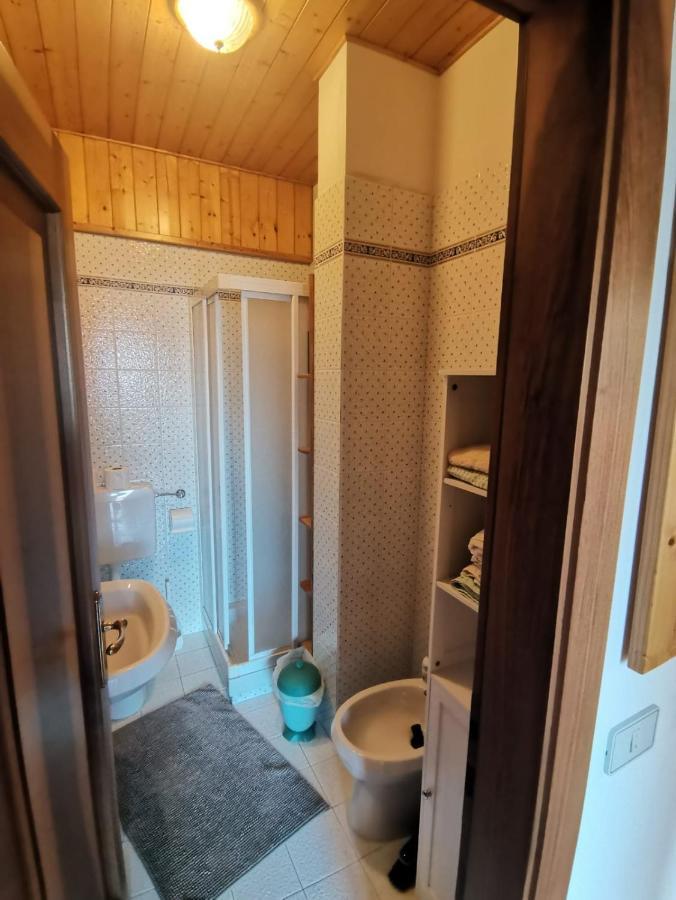 Ferienwohnung Mansarda A Carciato, Trilocale In Montagna Dimaro Exterior foto