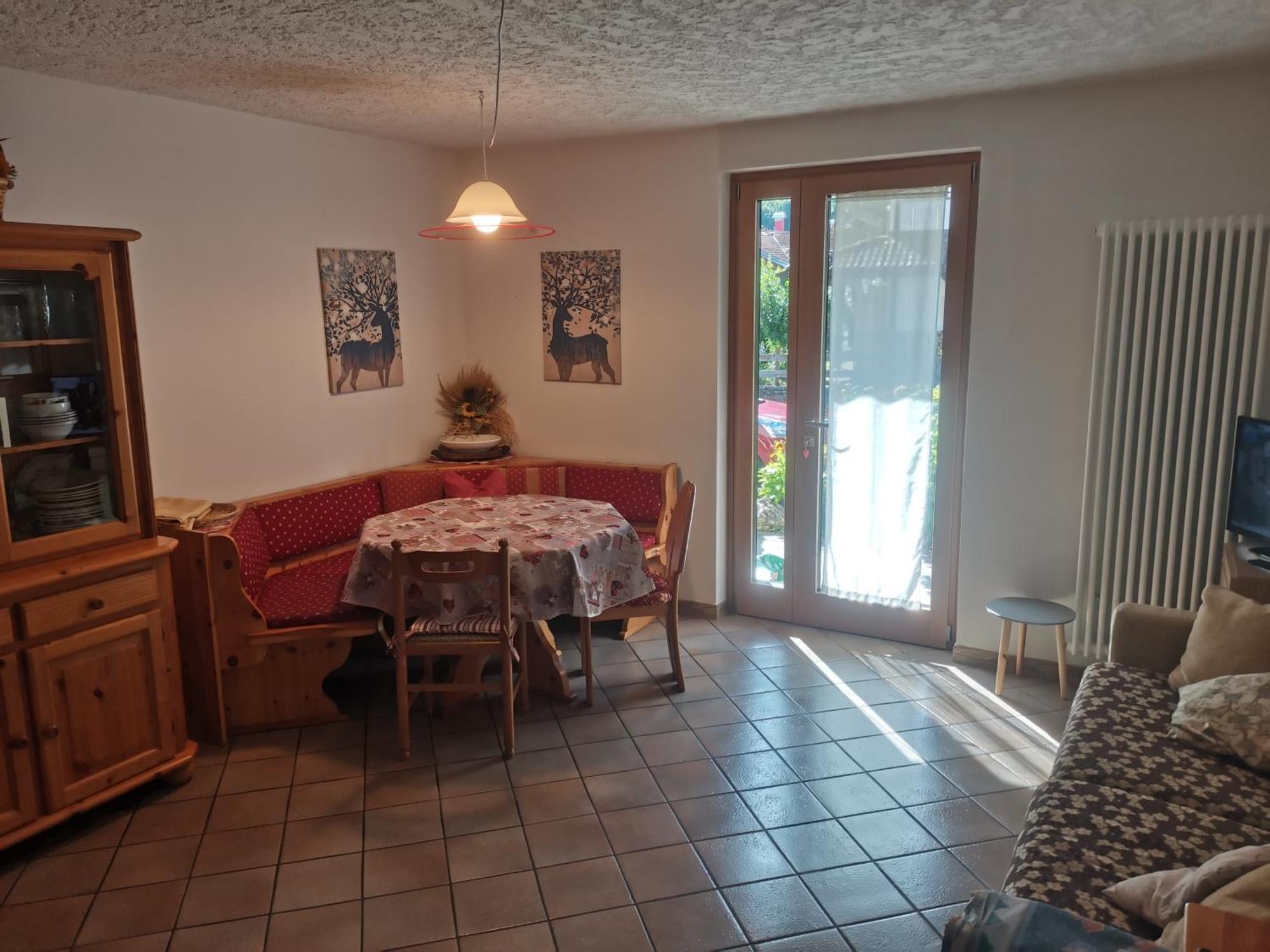 Ferienwohnung Mansarda A Carciato, Trilocale In Montagna Dimaro Exterior foto